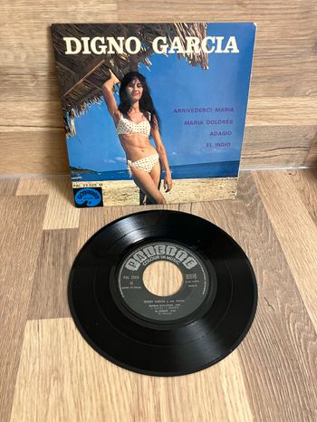Vinyle 45 tours-Digno Garcia