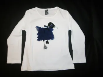 tee shirt