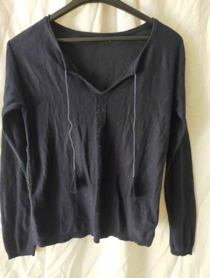 "Pull" col V, super fin, bleu marine/noir, T38 M ·Bon état·Promod - photo numéro 1