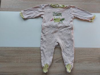 Pyjama future is green