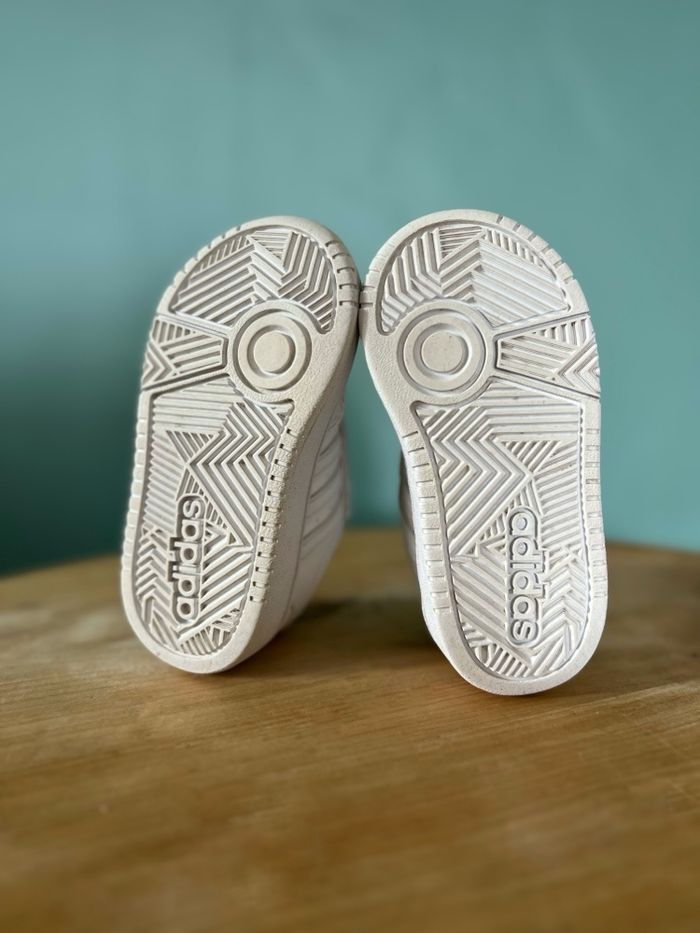 Adidas 🤍 Hoops 3.0 CF I – Pointure 24 - photo numéro 6