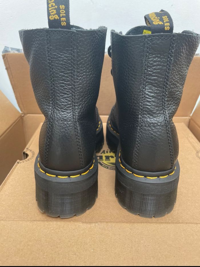 Bottines Dr. Martens série SINCLAIR, autre cuir, grainé, fermeture éclair, bottines, femme, noir.