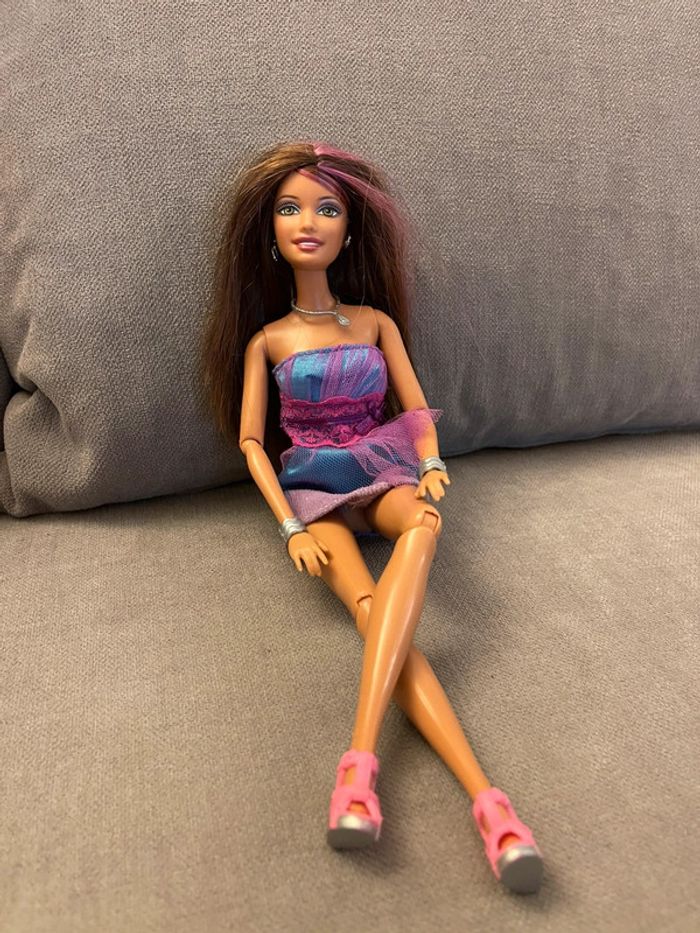 poupée Barbie élégante - photo numéro 6