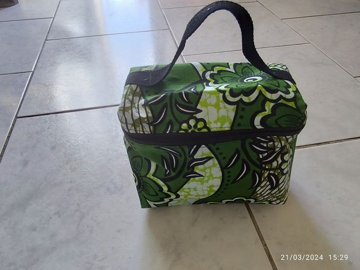 Panier de rangement avec petit sac avec cordon - photo numéro 3