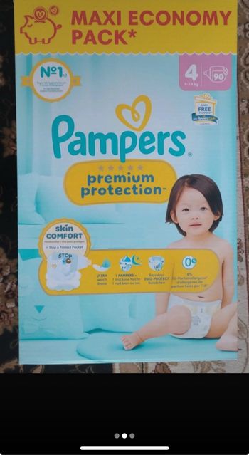 Couches Pampers prenium protection