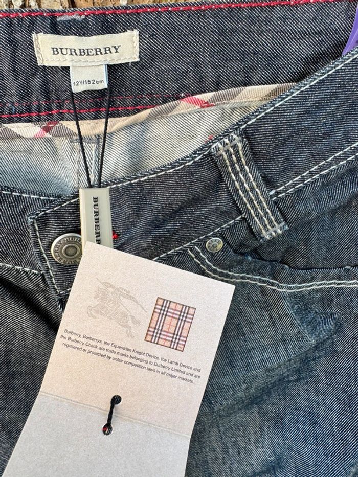 Jean coupe droite || Burberry || 12 ans - photo numéro 4