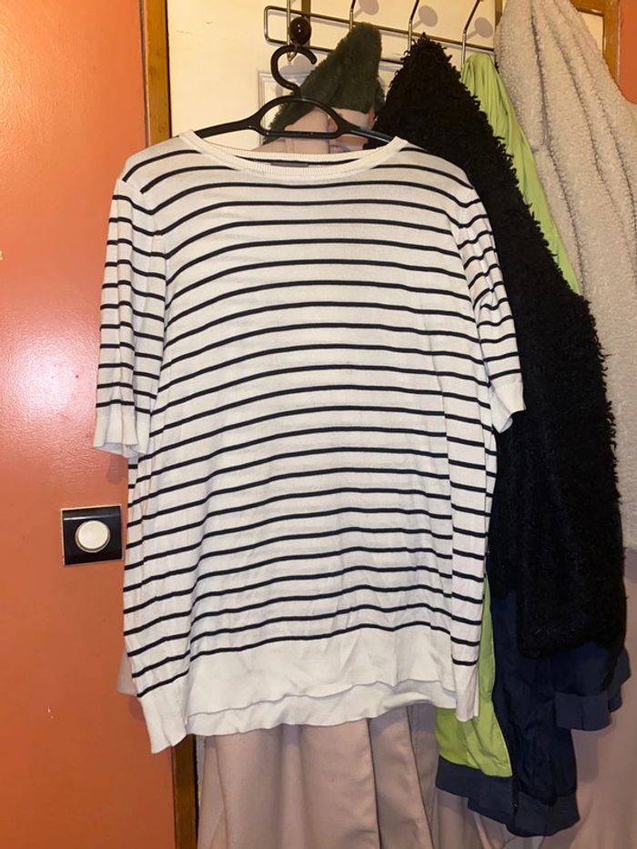 T shirt pull yessica taille XL