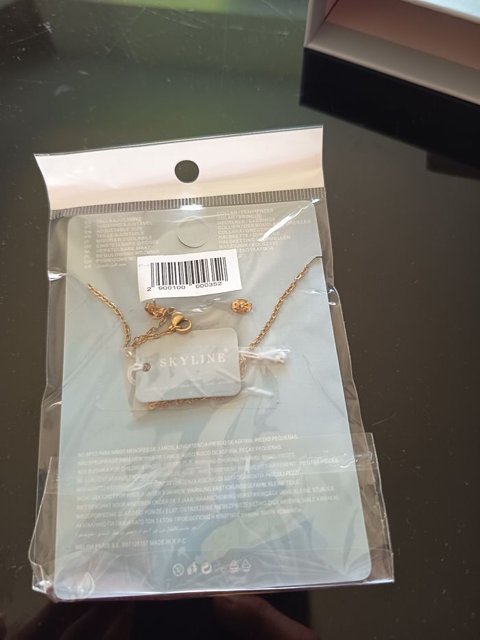 Ensemble collier et boucles d'oreilles - photo numéro 4