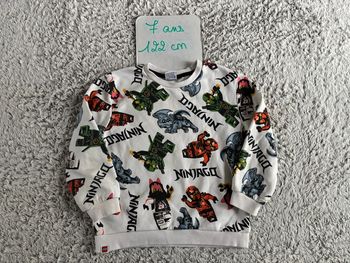 Sweat lego ninjago 7 ans