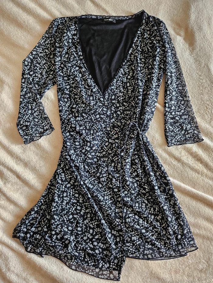 Robe portefeuille petites fleurs 🌸  Tally Weijl