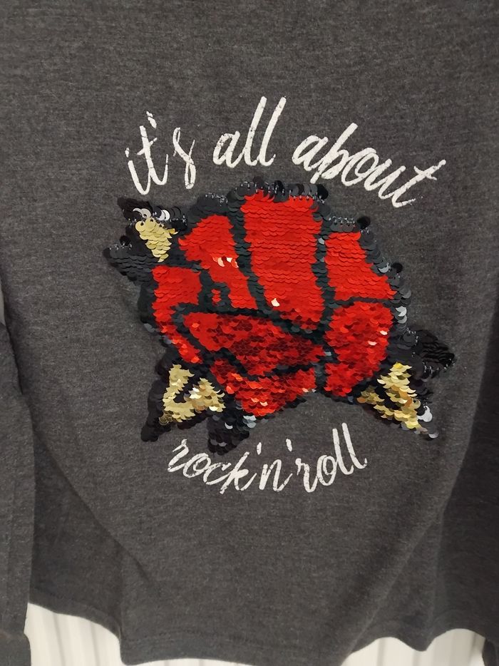 T shirt manches longues fille 8 ans - photo numéro 3