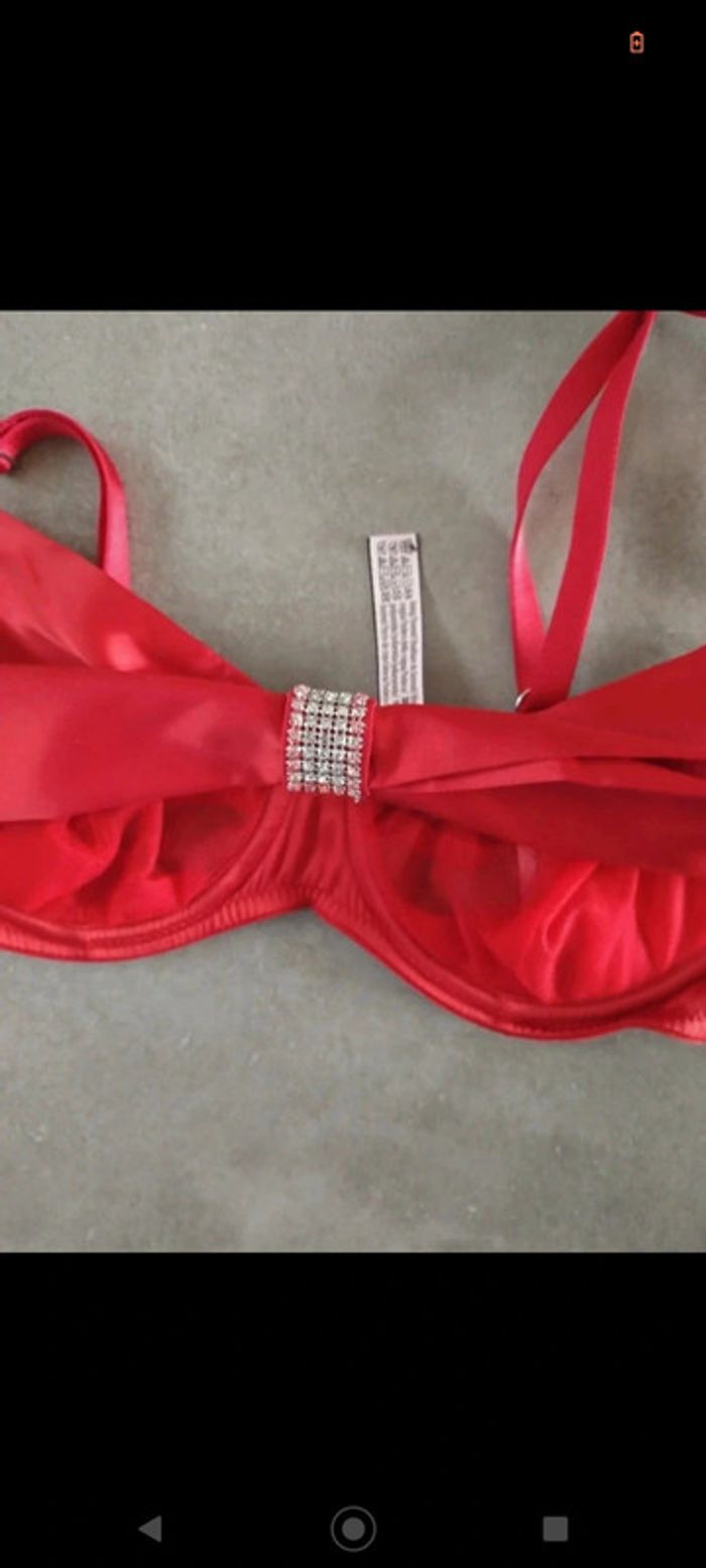 Soutien-gorge rouge sexy balconnet à nœud Wicked Victoria's Secret - photo numéro 2