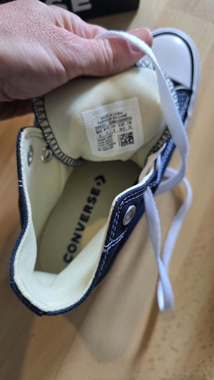 Neuves (non portées) 🏷😍🤩baskets converses Pointure 36.5😍🤩 - photo numéro 4