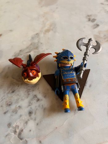 Astrid avec Globegobeur playmobil