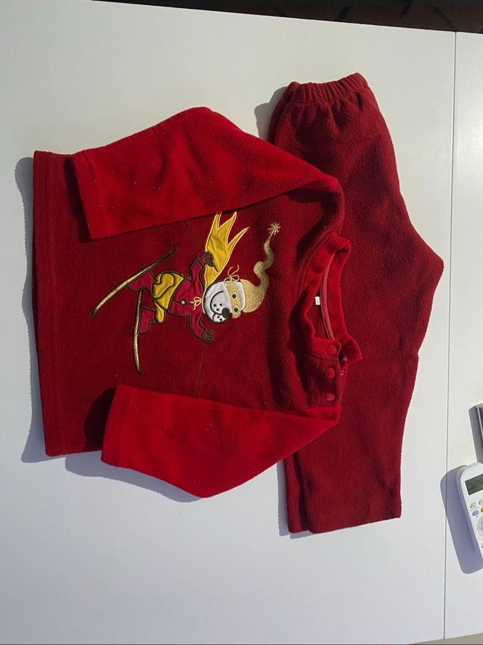 Ensemble pyjama rouge pilou pilou taille 3 ans