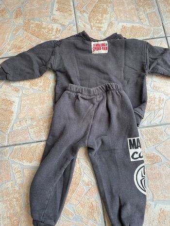 Ensemble Spiderman Zara