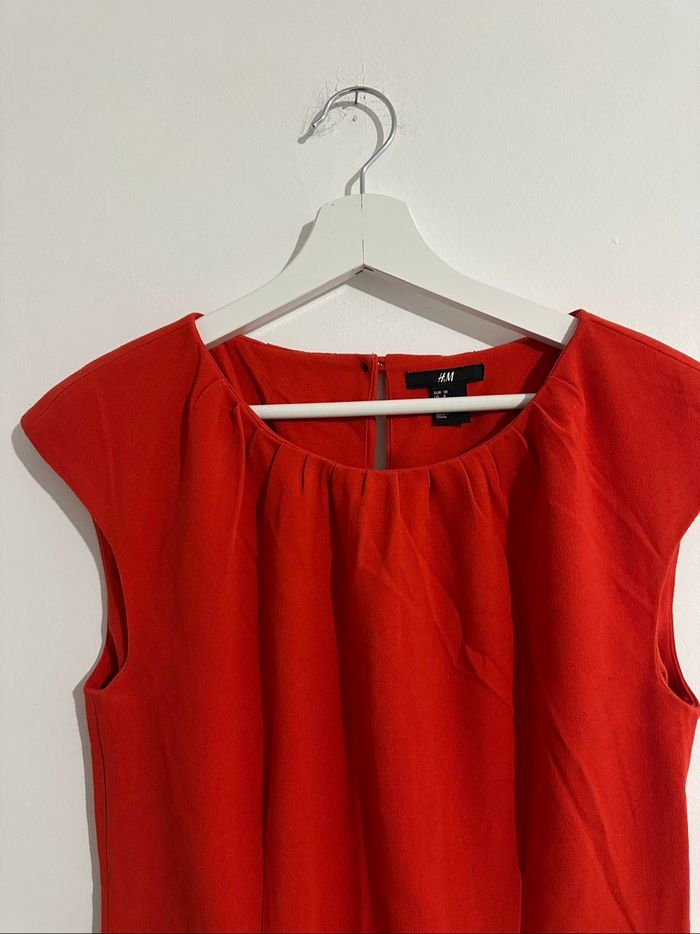 Robe cintrée - photo numéro 2