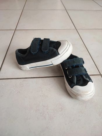 Baskets avec scratchs mixte garçon/fille Bout'chou taille 25 (78)