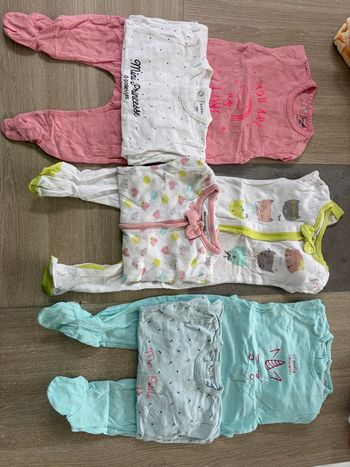Lot 6 pyjamas  6 mois 