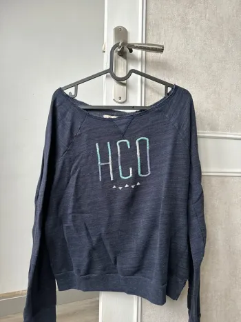 Sweat echancré