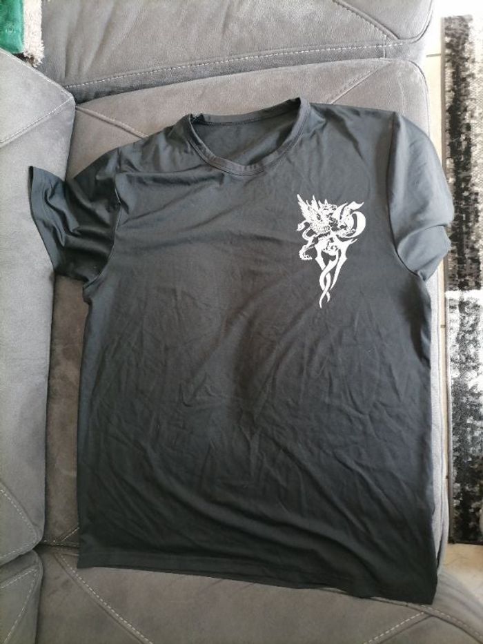 Tee shirt