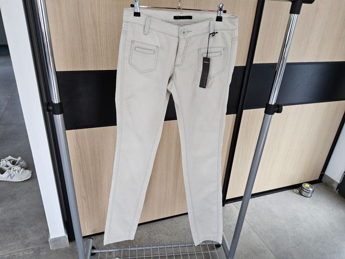 Pantalon neuf taille 38 ikks