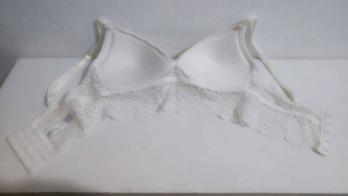 Soutien gorge/Top Secret possessions Primark taille S - photo numéro 5