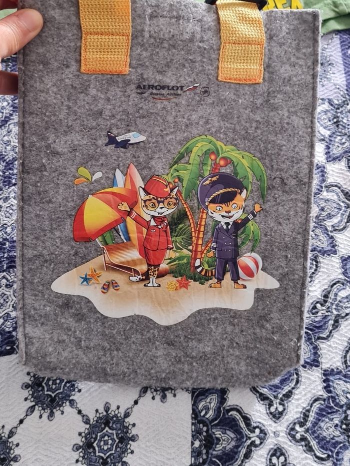 Lot vêtements garçon 4 ans - photo numéro 2