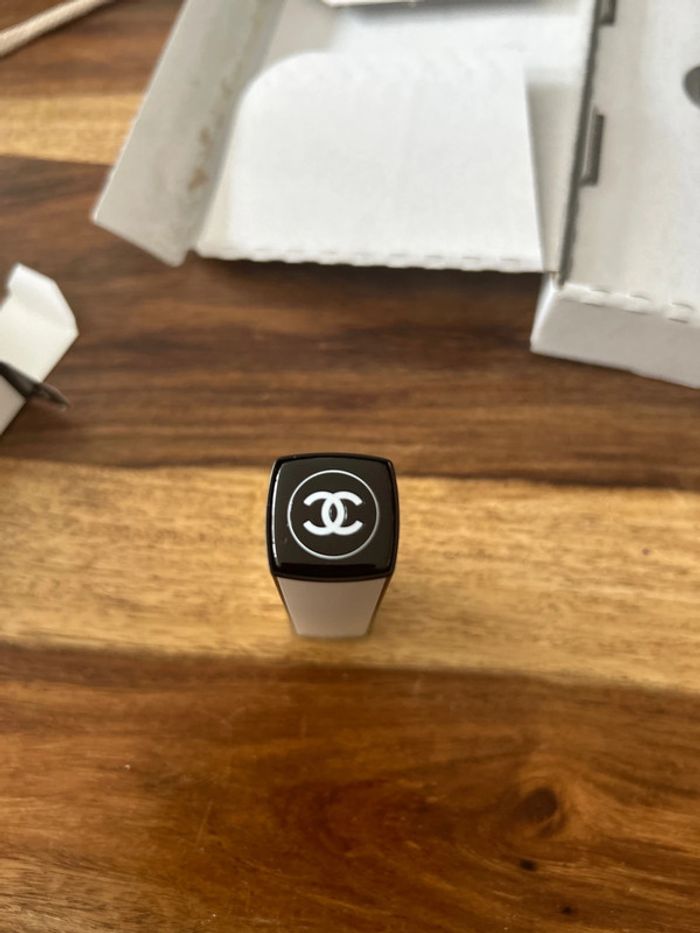 Chanel Rouge Allure Velvet - photo numéro 7