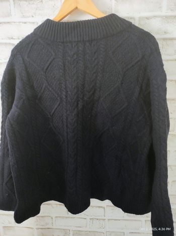 Cardigan sweater