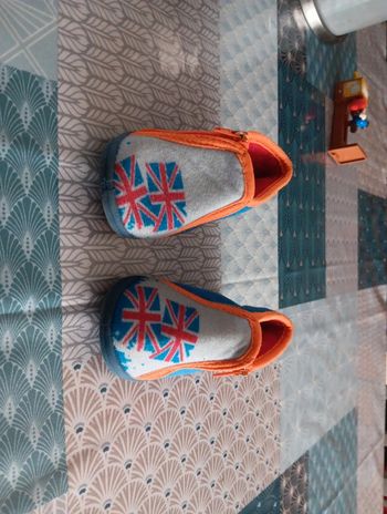 Chausson taille 20 drapeau anglais