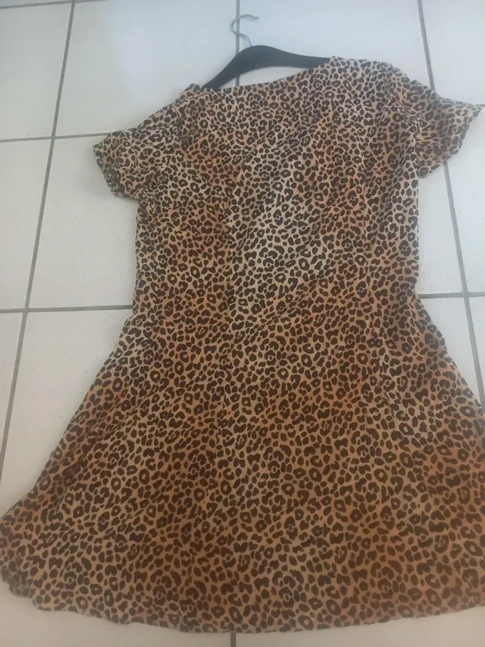 Robe courte - photo numéro 2