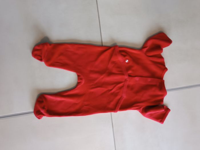 Pyjama 6 mois - photo numéro 2