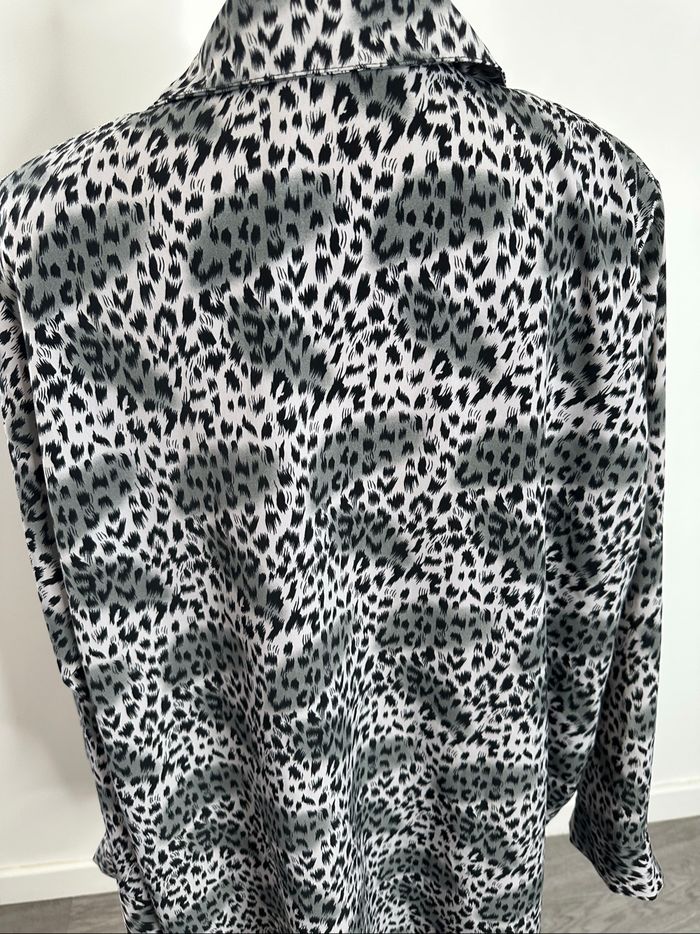 Chemisier oversize leopard gris et noir Vintage T50 5XL - photo numéro 7