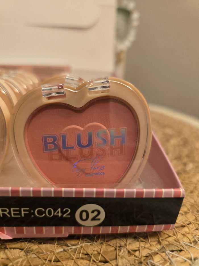 Lot revendeur blush - photo numéro 4