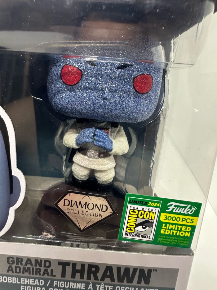 Funko Pop Star Wars Grand Admiral Thrawn 697 Diamond SDCC 3K Pcs - photo numéro 3