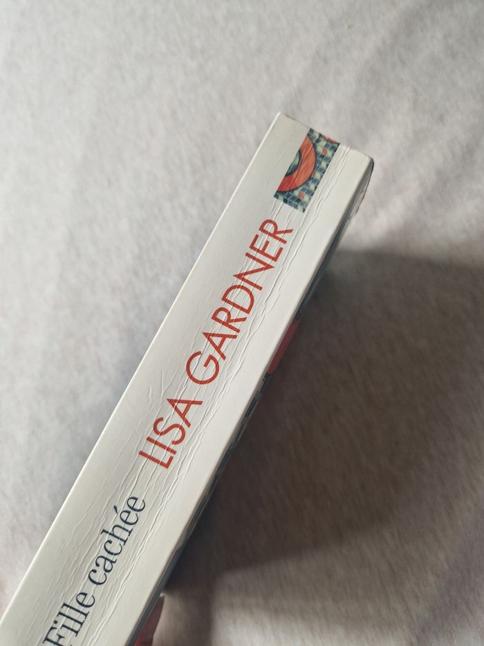 La fille cachée - photo numéro 3