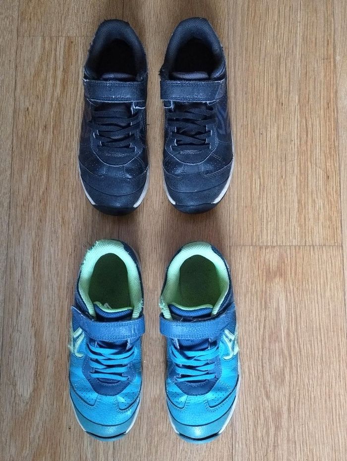 2 paires de baskets Artengo pointure 34