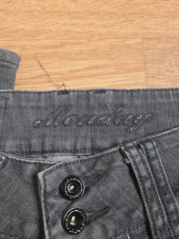 Jean slim gris délavé Monday - Taille 40 - bon état - photo numéro 3