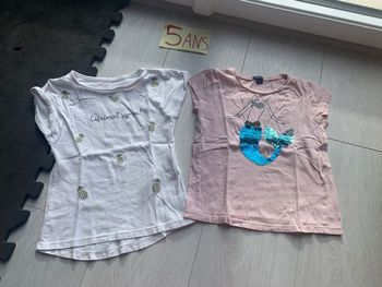 Lot t shirts 5 ans
