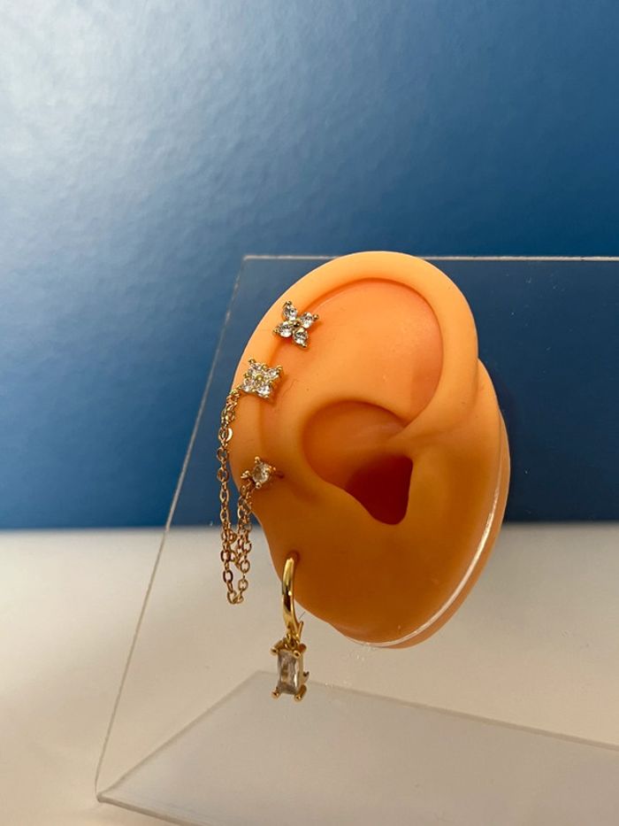 boucle d’oreille en acier inoxydable doré avec strass blanc - photo numéro 3