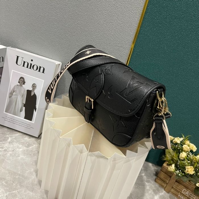 Louis Vuitton  Diane  M46386 - photo numéro 3