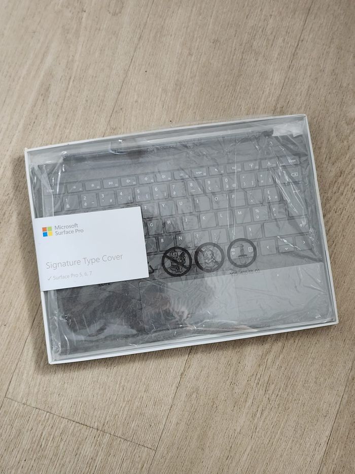 Microsoft clavier Signature Cover Alcantara - Surface Pro
