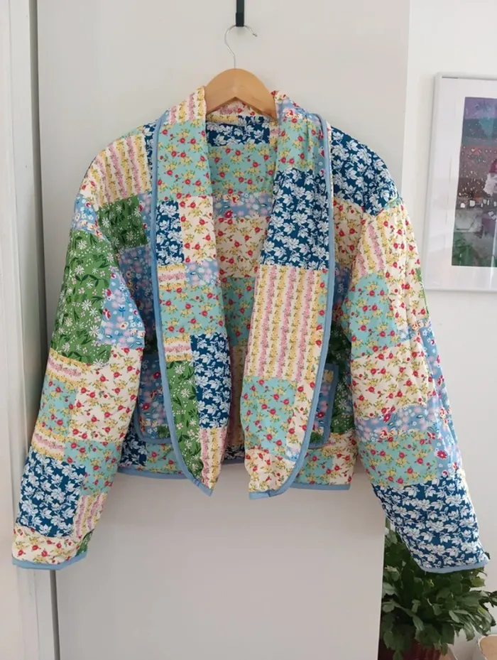 Veste matelassée fleurs multicolore taille M - photo numéro 2
