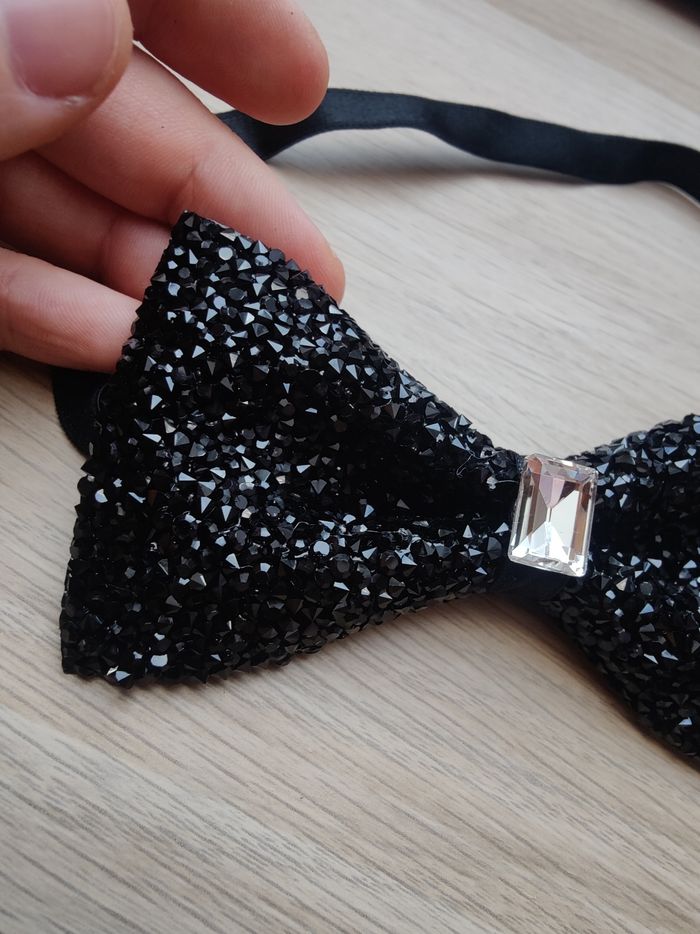 Nœud papillon noir paillettes - photo numéro 2