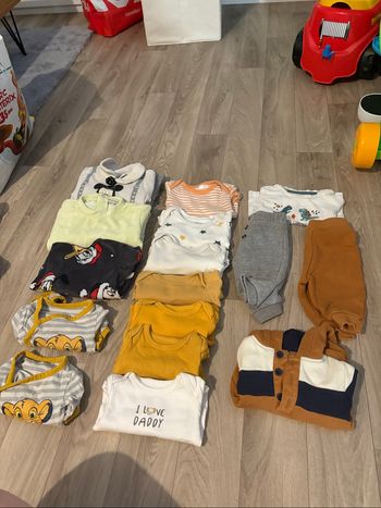 Lot de vêtement en taille 3 mois