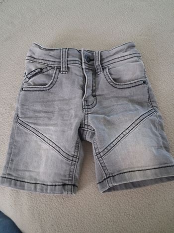 Short 2 ans