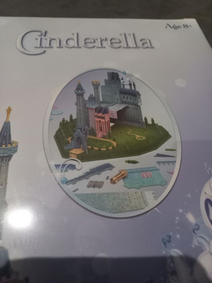 Puzzle 3d cendrillon château disney en 3d 356 pièces - photo numéro 4