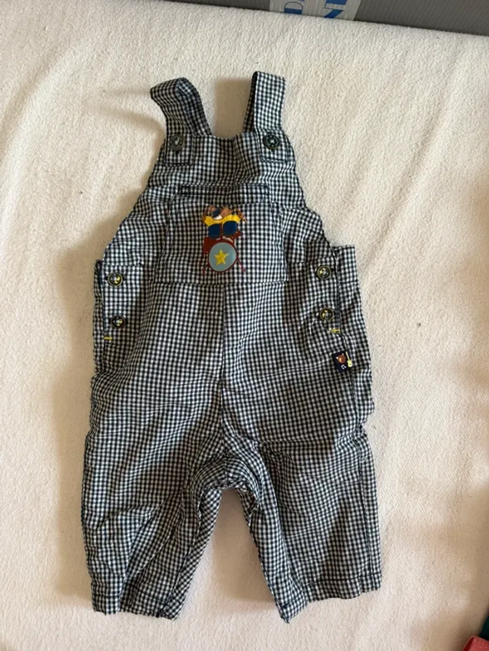 Lot de 40 vêtements taille 3 mois - photo numéro 16