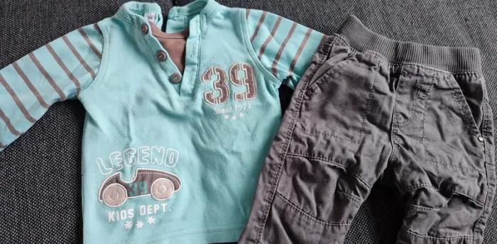Ensemble tee shirt et pantalon bébé garçon